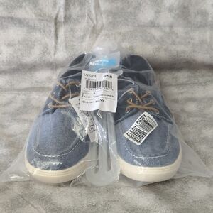 Children's Place Boys Shoes-Size 5